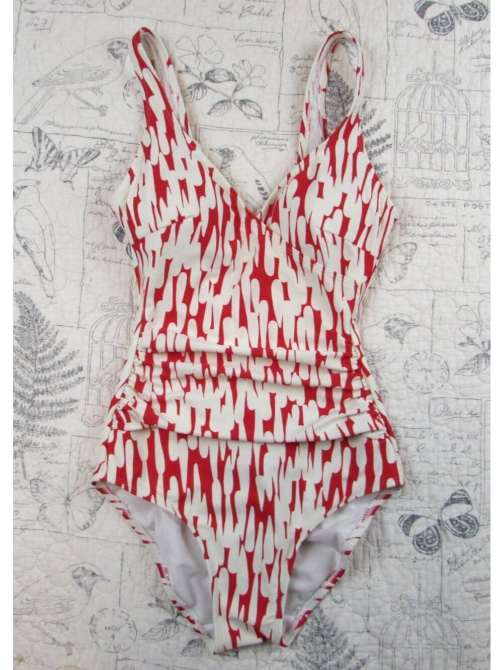 NEW Boden Swimsuit One Piece Red White geo Ruched Slimming Womens 2